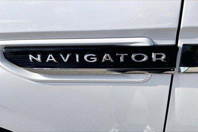 2023 Lincoln Navigator Black Label