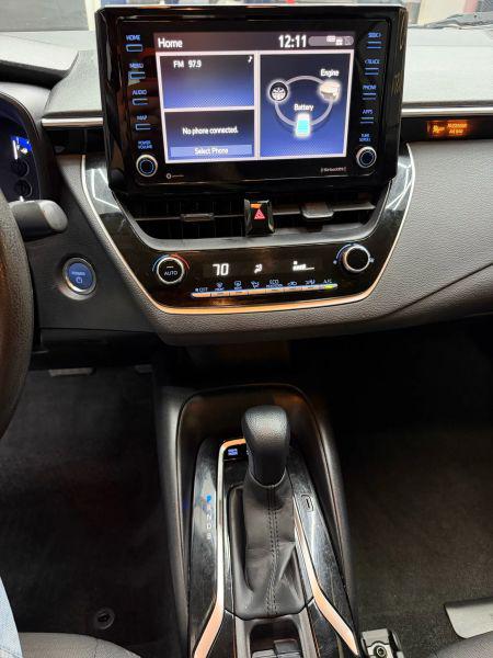 2022 Toyota Corolla Hybrid LE