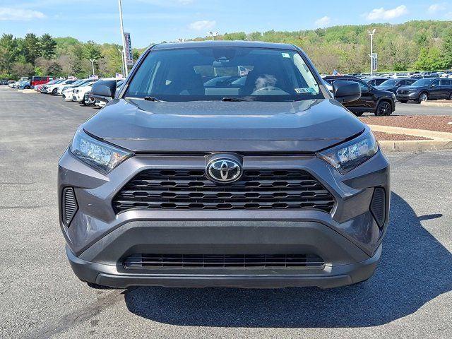 2022 Toyota RAV4 LE 2022 Toyota RAV4 LE