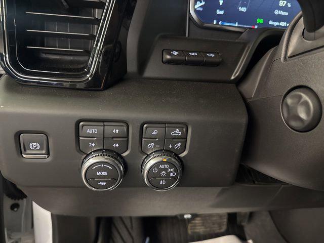 2026 GMC Sierra 1500 Crew Cab, Short Bed, AT4, 4WD