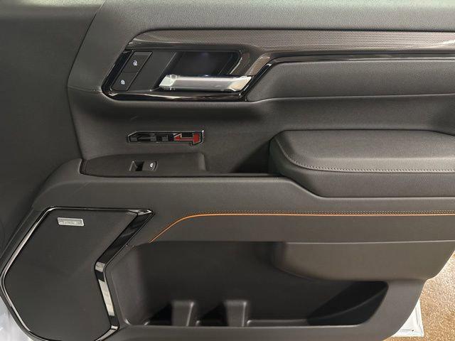 2026 GMC Sierra 1500 Crew Cab, Short Bed, AT4, 4WD