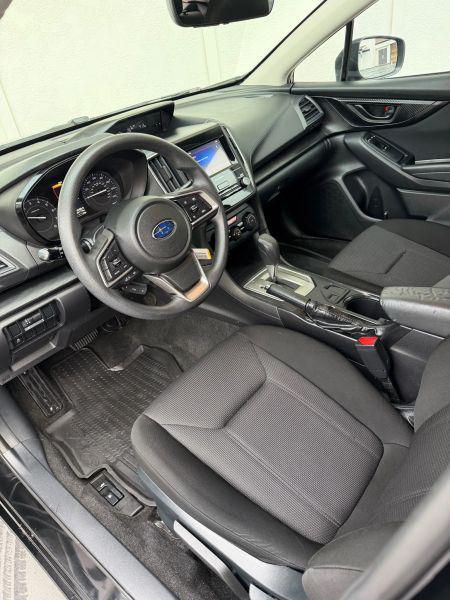 2019 Subaru Impreza 2.0i