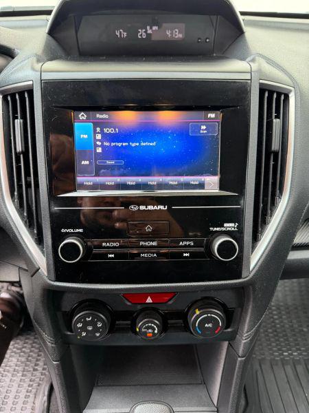 2019 Subaru Impreza 2.0i