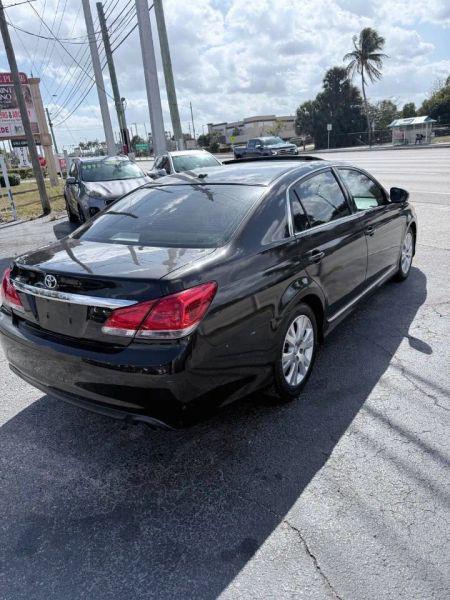 2011 Toyota Avalon Limited