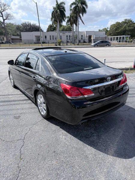 2011 Toyota Avalon Limited