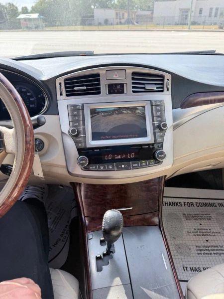 2011 Toyota Avalon Limited