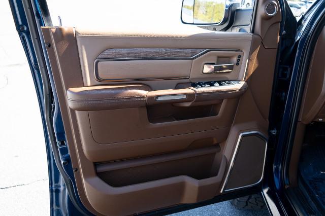 2019 Ram 2500 Laramie Longhorn Crew Cab 4x2 6'4" Box