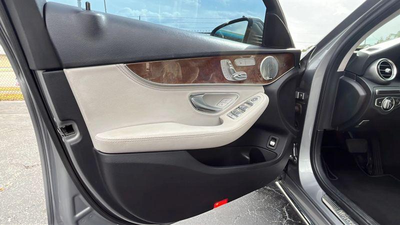 2015 Mercedes-Benz C-CLASS C 300 4MATIC