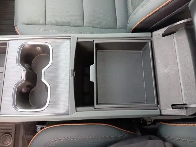 2026 GMC Acadia AT4 AWD