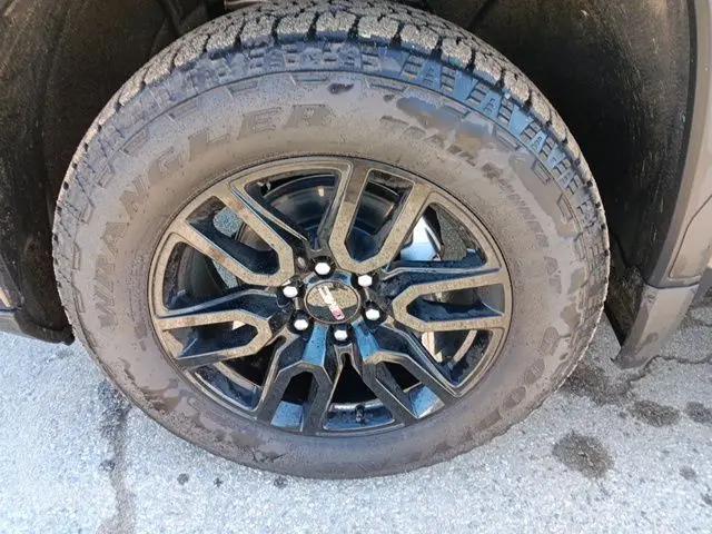 2026 GMC Sierra 1500 Crew Cab, Short Bed, Elevation, 4WD