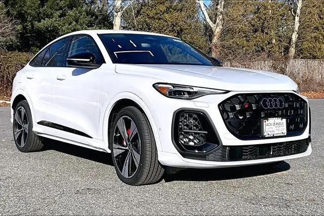 2025 Audi SQ5 Premium Plus TFSI quattro S tronic