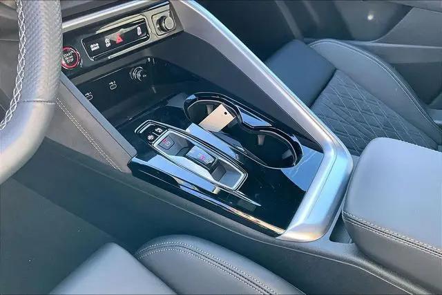2025 Audi SQ5 Premium Plus TFSI quattro S tronic