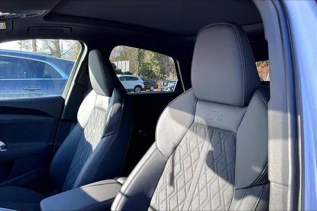2025 Audi SQ5 Premium Plus TFSI quattro S tronic