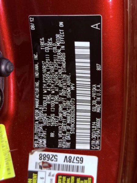 2013 Toyota Sienna XLE V6 8 Passenger
