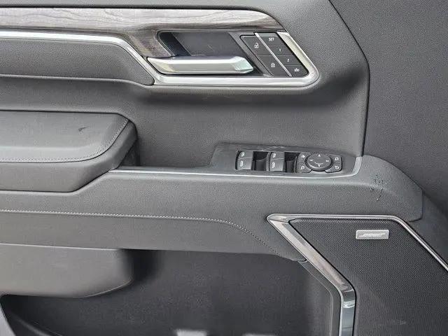 2026 Chevrolet Silverado 1500 2WD Crew Cab Short Bed LTZ