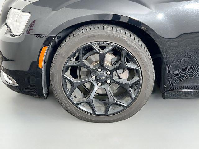 2019 Chrysler 300 Limited