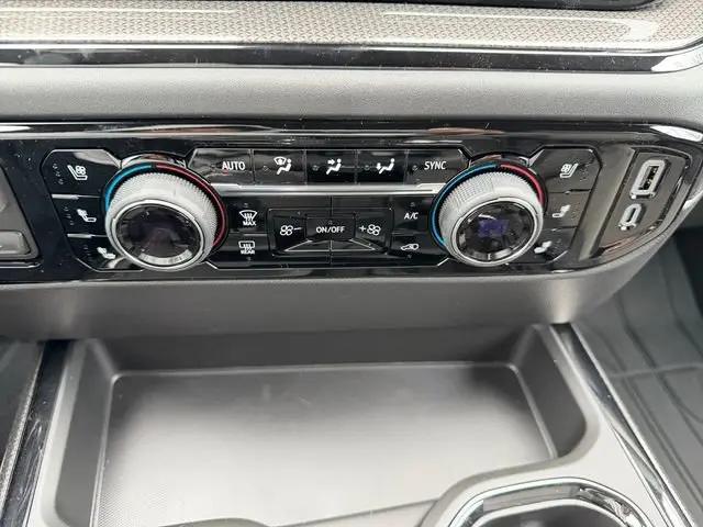 2026 Chevrolet Silverado 1500 4WD Crew Cab Short Bed ZR2