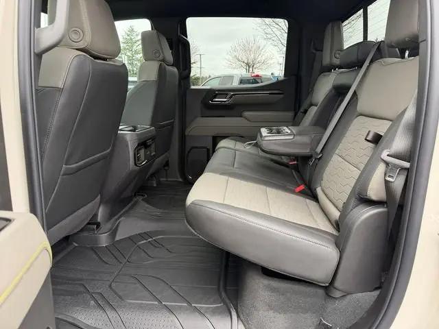 2026 Chevrolet Silverado 1500 4WD Crew Cab Short Bed ZR2