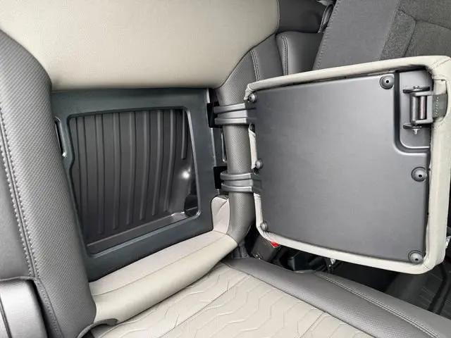 2026 Chevrolet Silverado 1500 4WD Crew Cab Short Bed ZR2