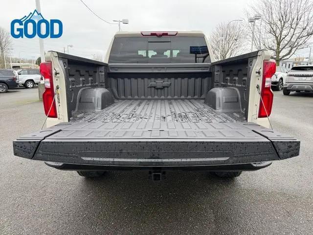 2026 Chevrolet Silverado 1500 4WD Crew Cab Short Bed ZR2