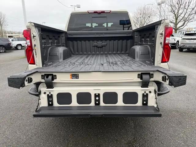 2026 Chevrolet Silverado 1500 4WD Crew Cab Short Bed ZR2