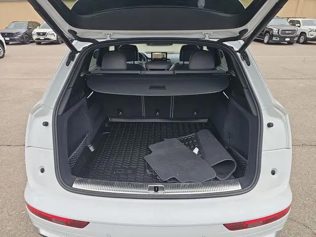 2022 Audi SQ5 Premium Plus TFSI quattro Tiptronic