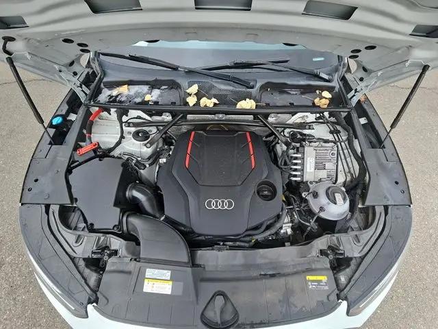 2022 Audi SQ5 Premium Plus TFSI quattro Tiptronic