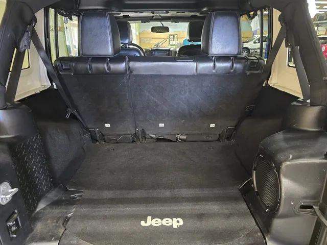 2013 Jeep Wrangler Unlimited Sahara