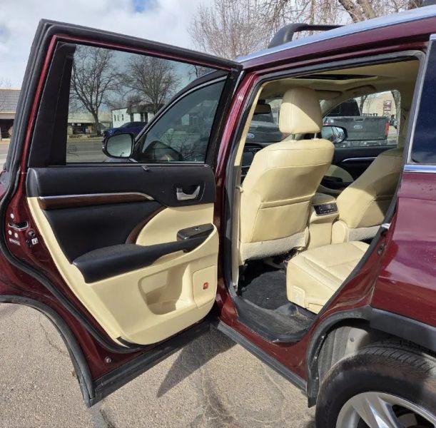 2014 Toyota Highlander Limited Platinum V6