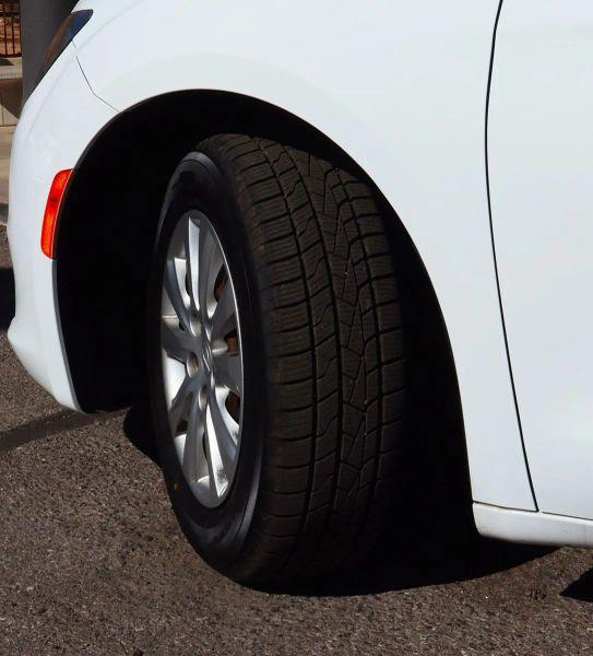 2020 Chrysler Voyager L