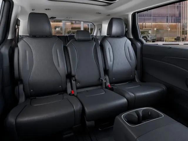 2026 Kia Carnival MPV SX