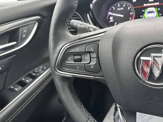 2023 Buick Envision Essence AWD