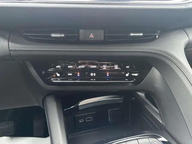 2023 Buick Envision Essence AWD