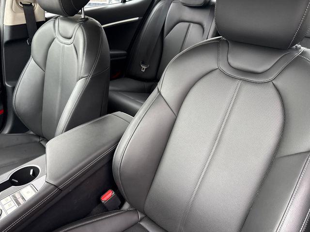 2026 Genesis G70 2.5T RWD