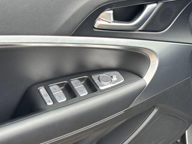 2026 Genesis G70 2.5T RWD