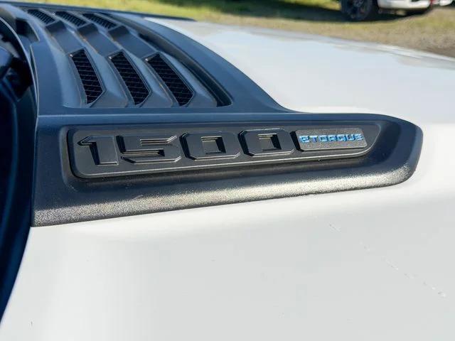 2026 Ram 1500 Laramie Crew Cab 4x4 57 Box