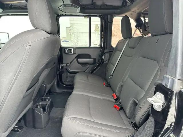 2022 Jeep Wrangler Unlimited Sport 4x4