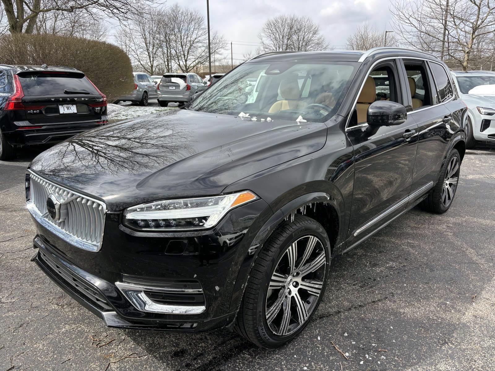 /2023 Volvo XC90