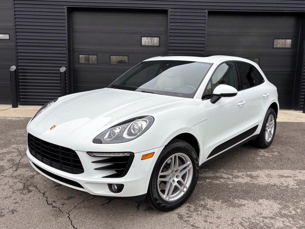 /2017 Porsche Macan