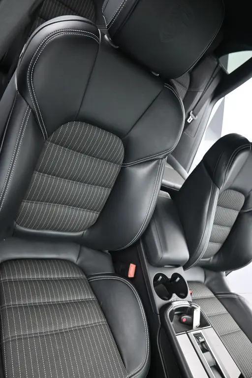 2024 Porsche Macan Macan