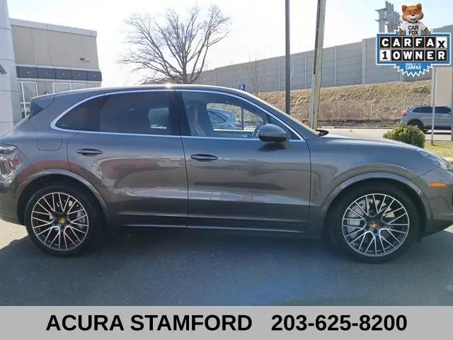 2020 Porsche Cayenne Turbo