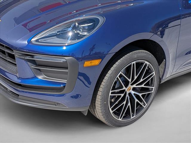 2026 Porsche Macan AWD