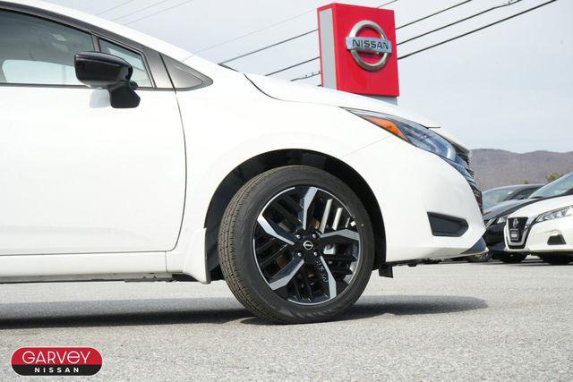 2025 Nissan Versa 1.6 SR