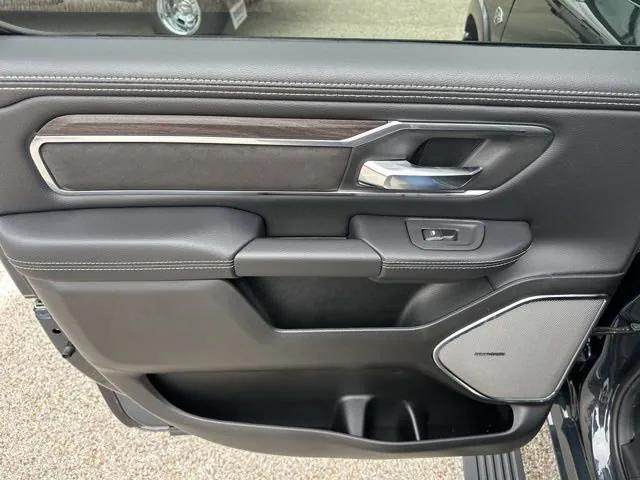 2026 Ram 1500 Laramie Crew Cab 4x4 5'7" Box