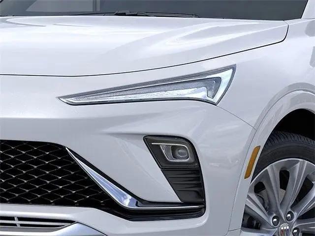 2026 Buick NV Avenir FWD