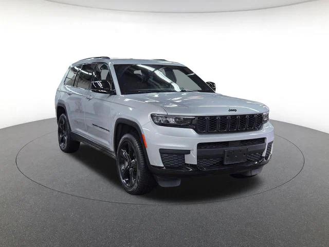 2022 Jeep Grand Cherokee L Altitude 4x4