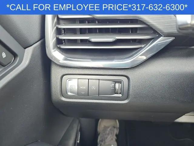 2026 GMC Acadia Elevation FWD