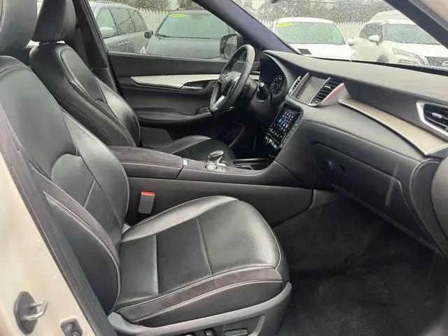2019 INFINITI QX50 ESSENTIAL