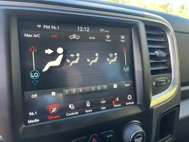 2023 Ram 1500 Classic SLT Crew Cab 4x2 5'7" Box