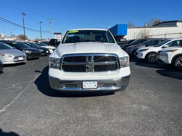 2023 Ram 1500 Classic SLT Crew Cab 4x2 5'7" Box